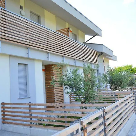 Montenero D * Peschiera del Garda
